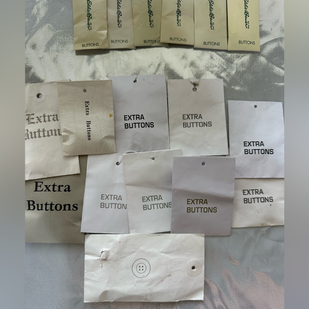 *Bundle 3 for 1 -Vintage ~ Extra Buttons Assortment - White and Cream Cards